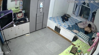 最新流出反差眼镜学妹等了一下午男友开房啪啪对白过程很搞笑