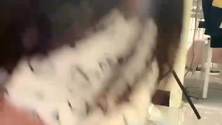 大学生Bailey沉迷于热辣的按摩和舔阴部